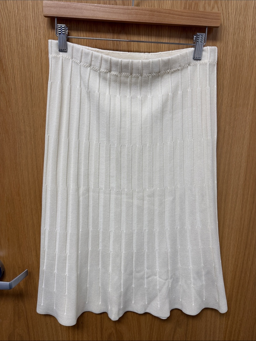 Givenchy Sport Vintage 70s Union Made Cream Ribbed Knit A-Line Midi Skirt Size 6